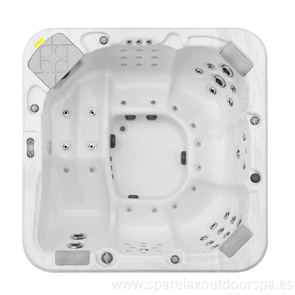 cost of in ground hot tub
